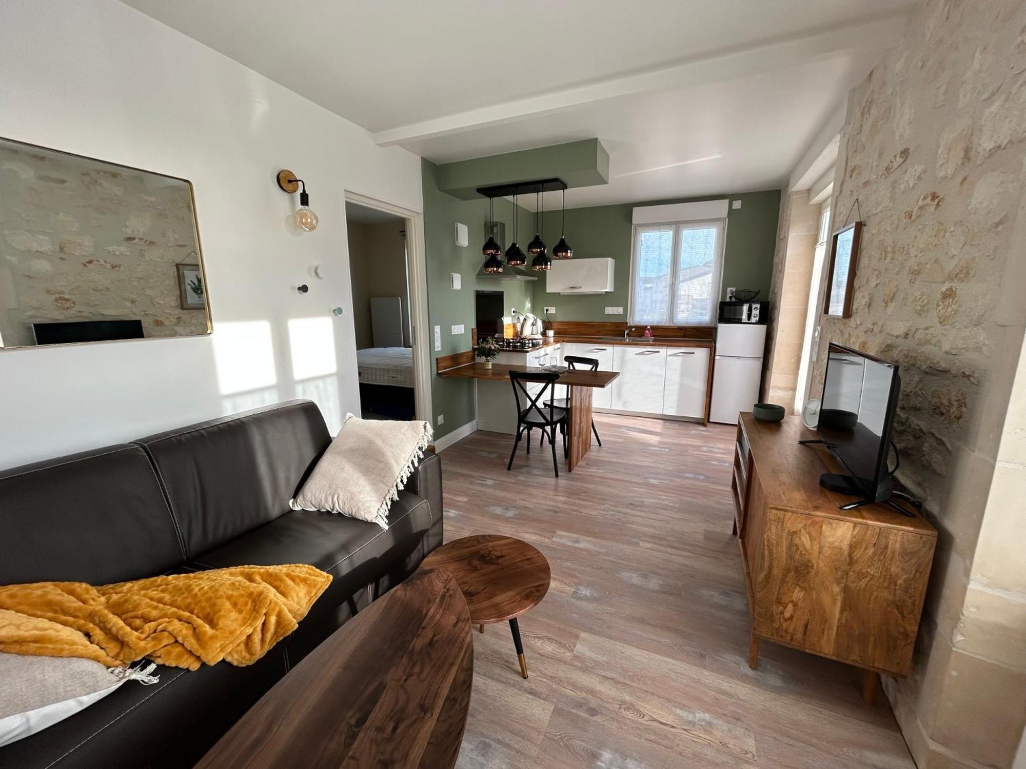 T2 Renove Proche Des Arenes Apartment Saintes Bagian luar foto