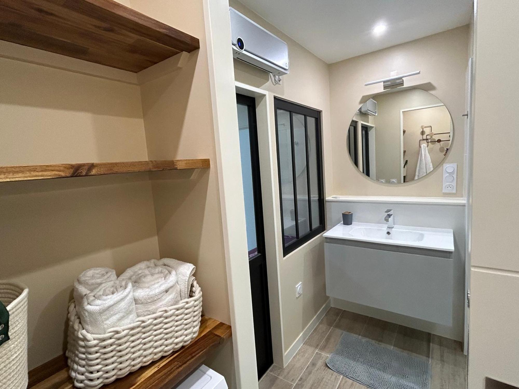 T2 Renove Proche Des Arenes Apartment Saintes Bagian luar foto